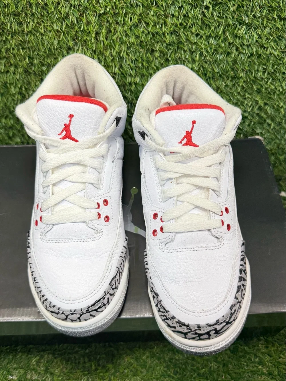 Nike Air Jordan 3 Retro White Cement 2011 GS Size 5Y 398614-105 OG Box